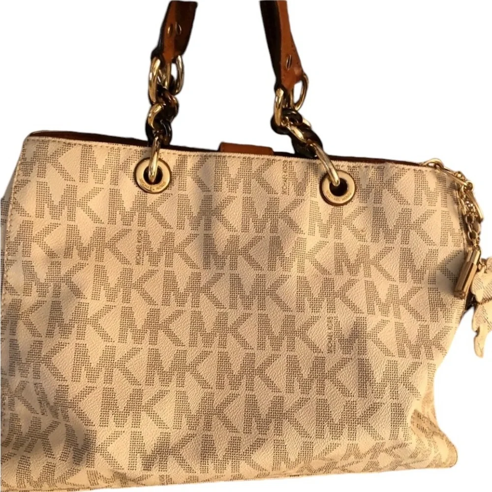 Micheal Kors large Ivory classic monogram bag gold & tortoise handles